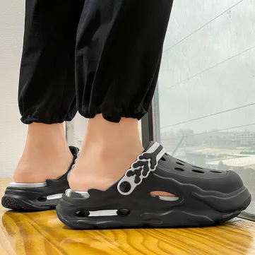 CUDDLE SOLES FEMALE SLIPPERS